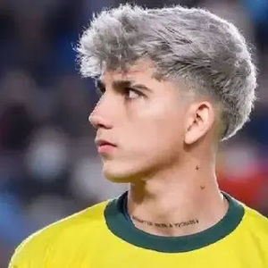 Meet your Posher, Emma lee